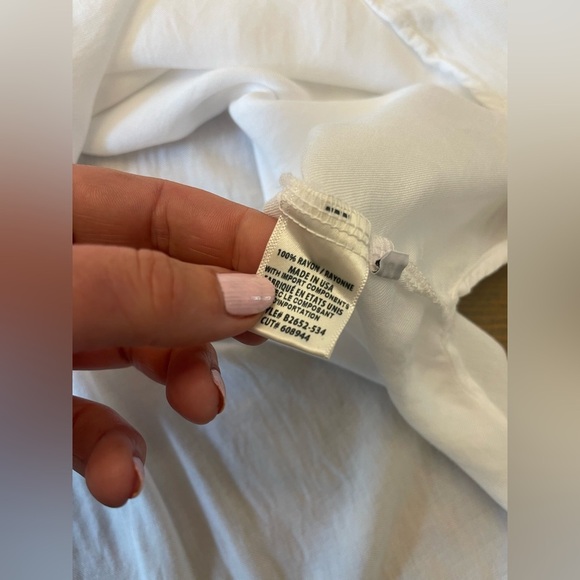 Bella Dahl White Sleeveless Blouse Size Medium - Picture 5 of 7